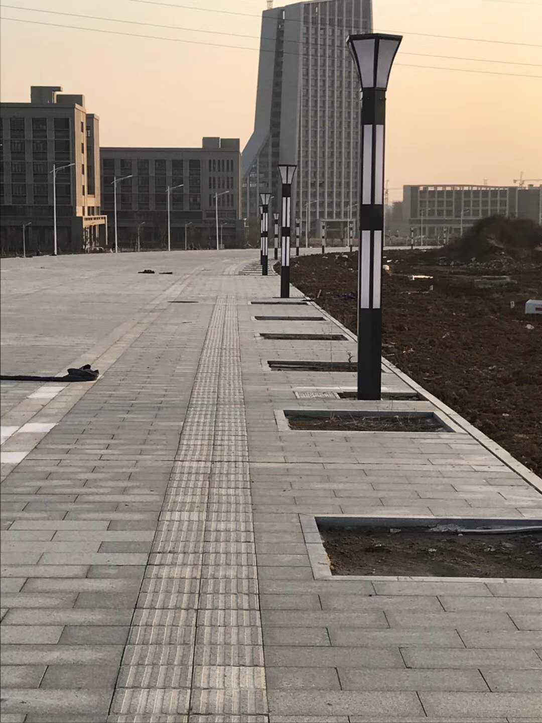 LED路燈、庭院燈、景觀(guān)燈_ led路燈價(jià)格